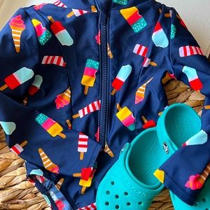 Old navy swimsuit 2T